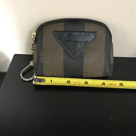 ♥️SOLD♥️Rare Fendi Penguin Coin Purse - Picture 5 of 8